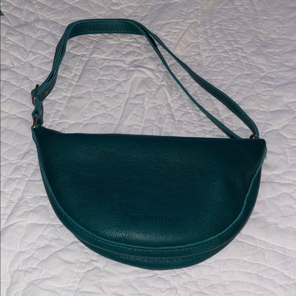 Portland Leather Teal Koala Shoulder Bag